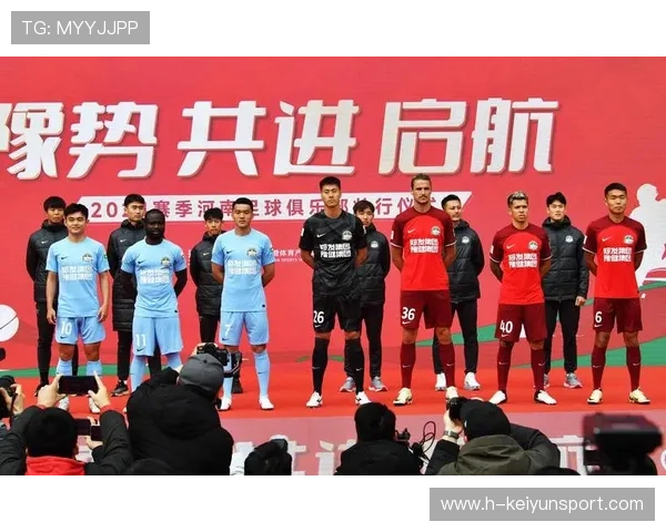 足球联赛发布新赛季社交媒体传播策略聚焦原创内容，足球媒体推荐